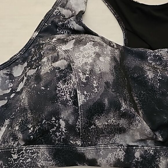 Tek Gear light support workout top size 2X - Picture 3 of 6